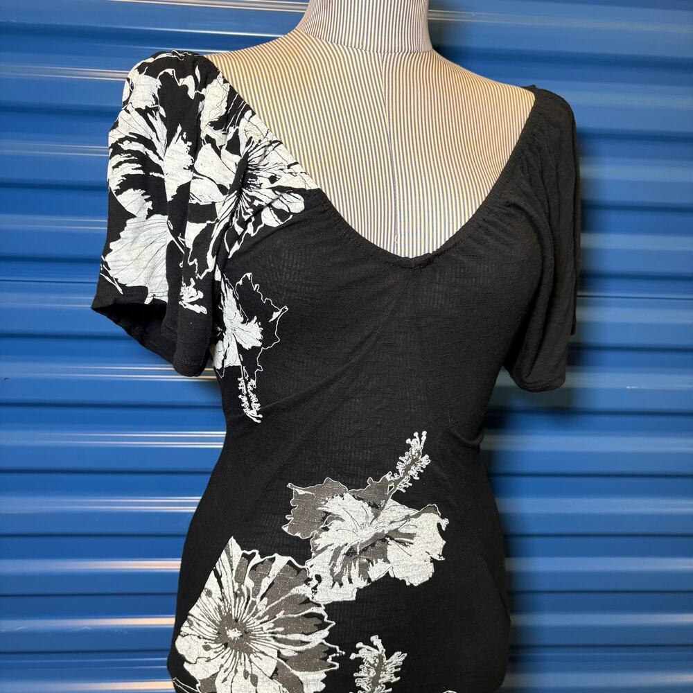 Y2K Trashy Core Black Asymmetrical Night Out Club dress with flower detail MED